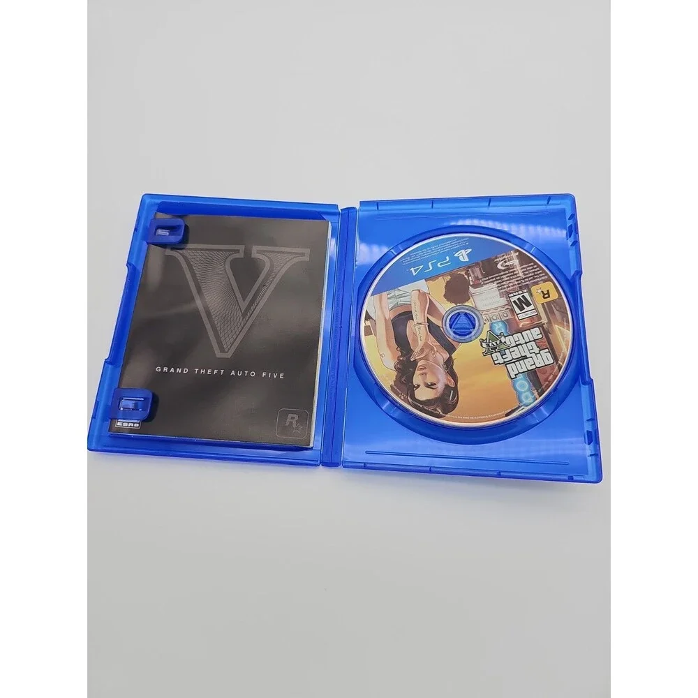 GTA V Playstation 4 PS4 2014 Complete In Box And Tested